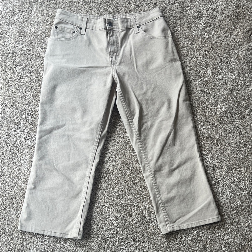 Women's khaki Capri Jeans